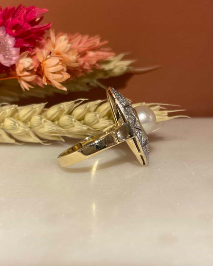 Anillo &quot;Elsy&quot; de 14 diamantes y perlas Art-Deco