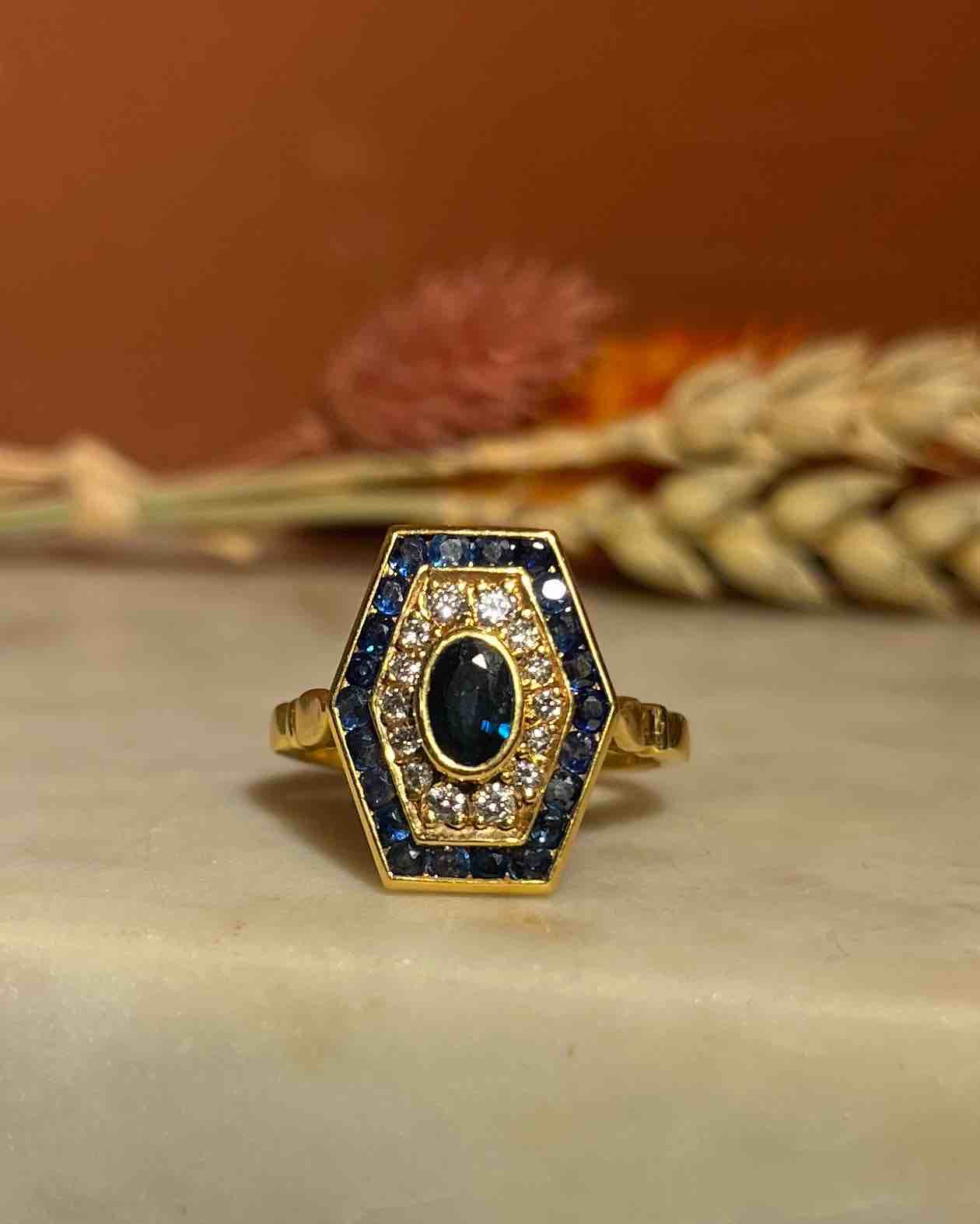 Anillo Art Déco con zafiros y diamantes "Loica"
