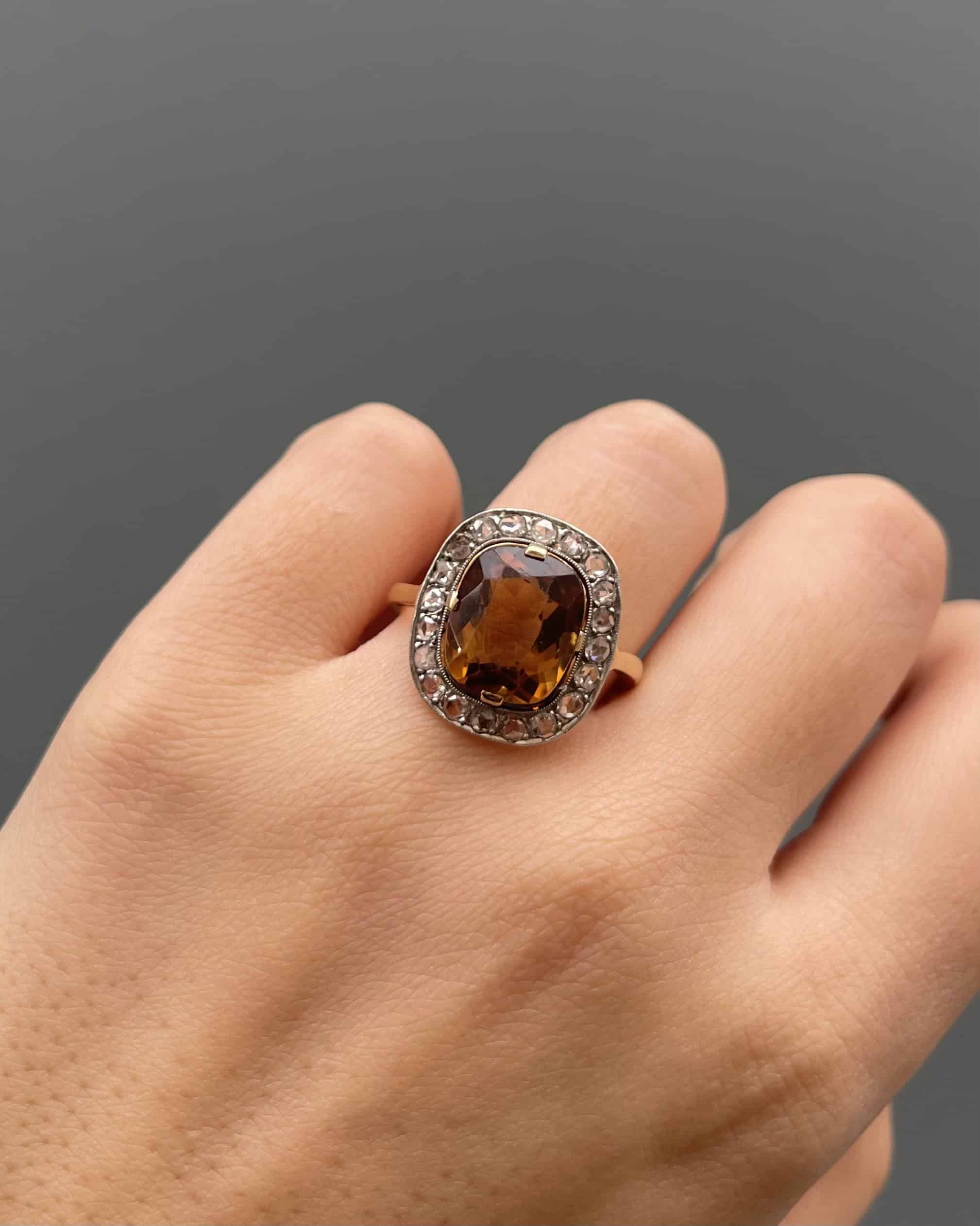 Bague Art-Déco Citrine 5 Carats &amp; 20 Diamants "Celina" - Elliade Paris
