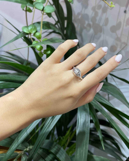 Bague Art - déco diamant 0.25 carat &quot;Iriane&quot; - Elliade Paris