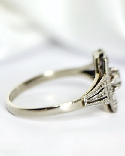 Bague Art-Déco Diamant &amp; Topazes blanches "Karine" - Elliade Paris