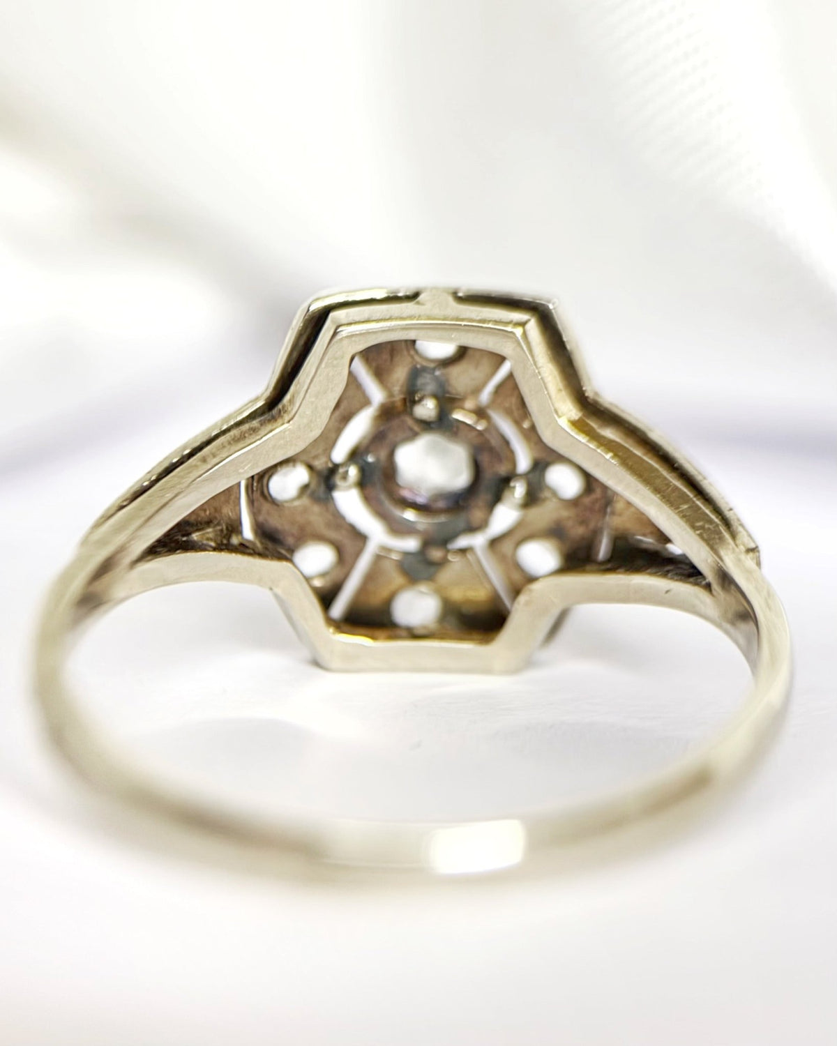Bague Art-Déco Diamant &amp; Topazes blanches "Karine" - Elliade Paris