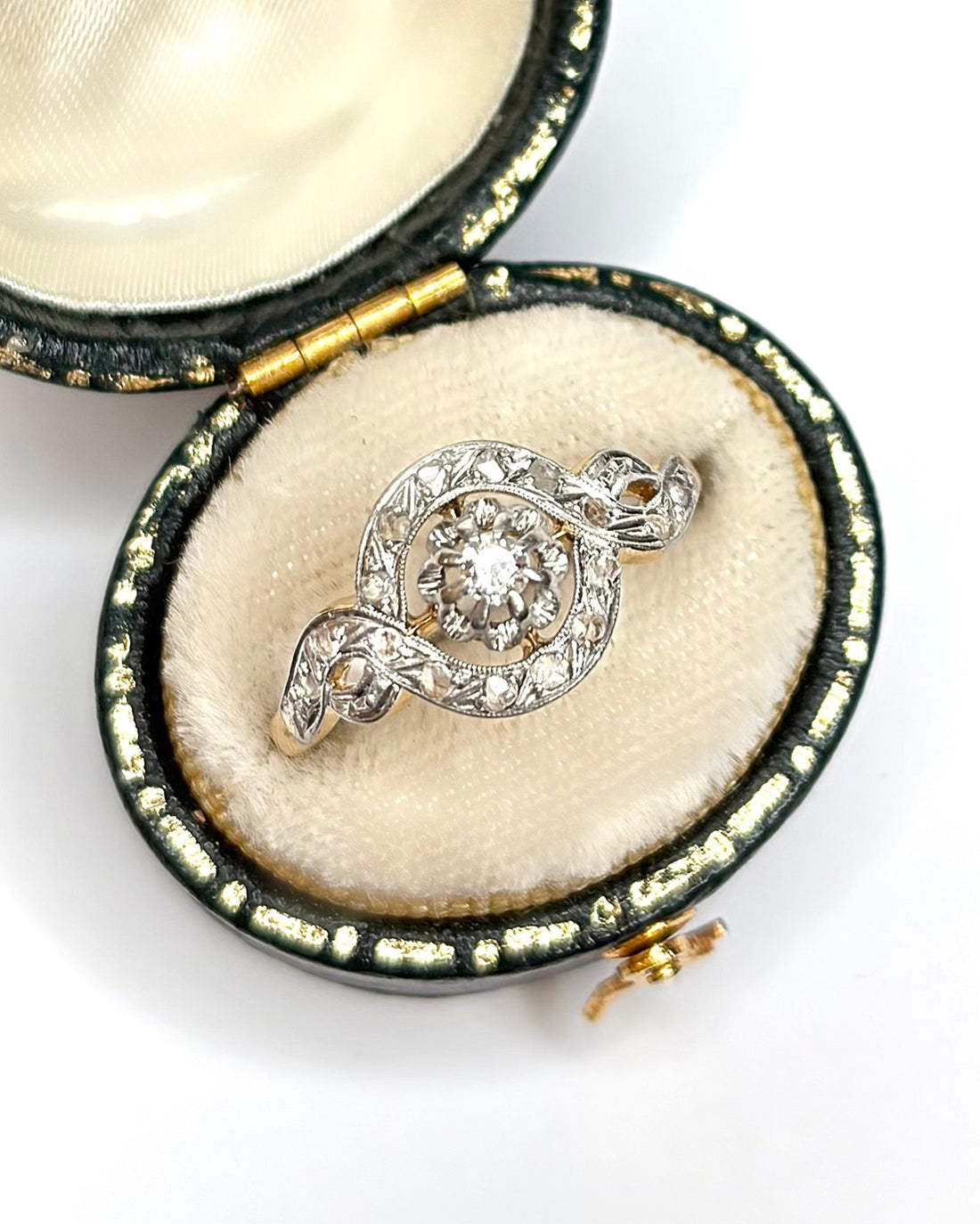 Bague Art-Déco Diamants 0.17 carat "Lily" - Elliade Paris