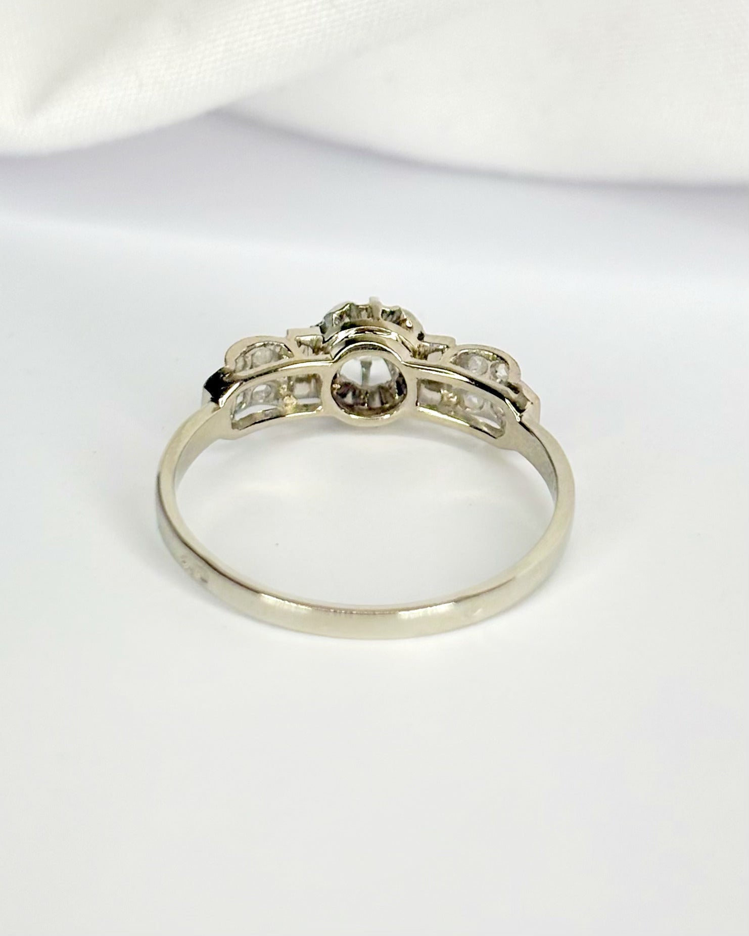 Bague Art-Déco Diamants 0.20 carat "Paulina" - Elliade Paris