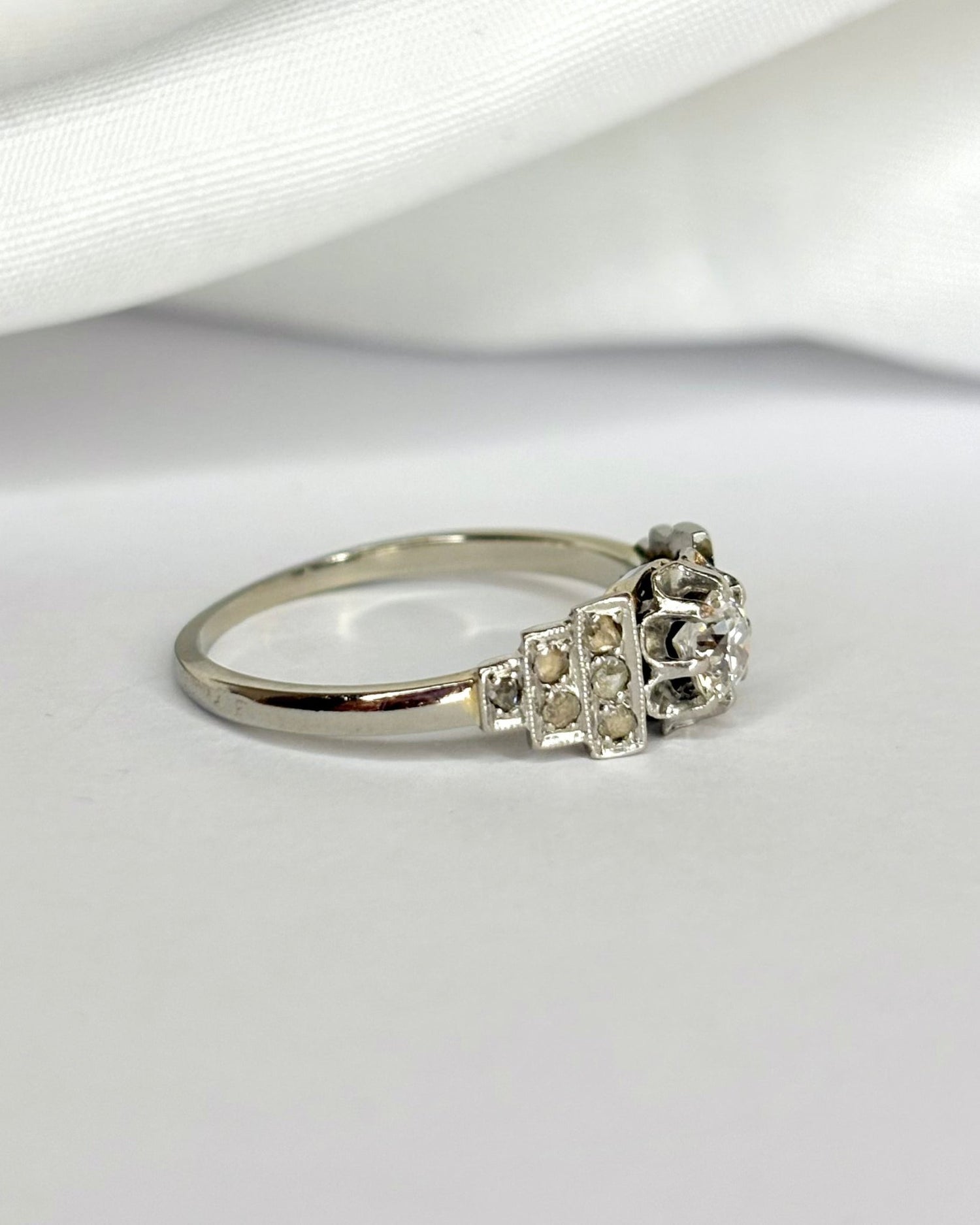 Bague Art Déco Diamants 0.36 carat "Yuna" - Elliade Paris