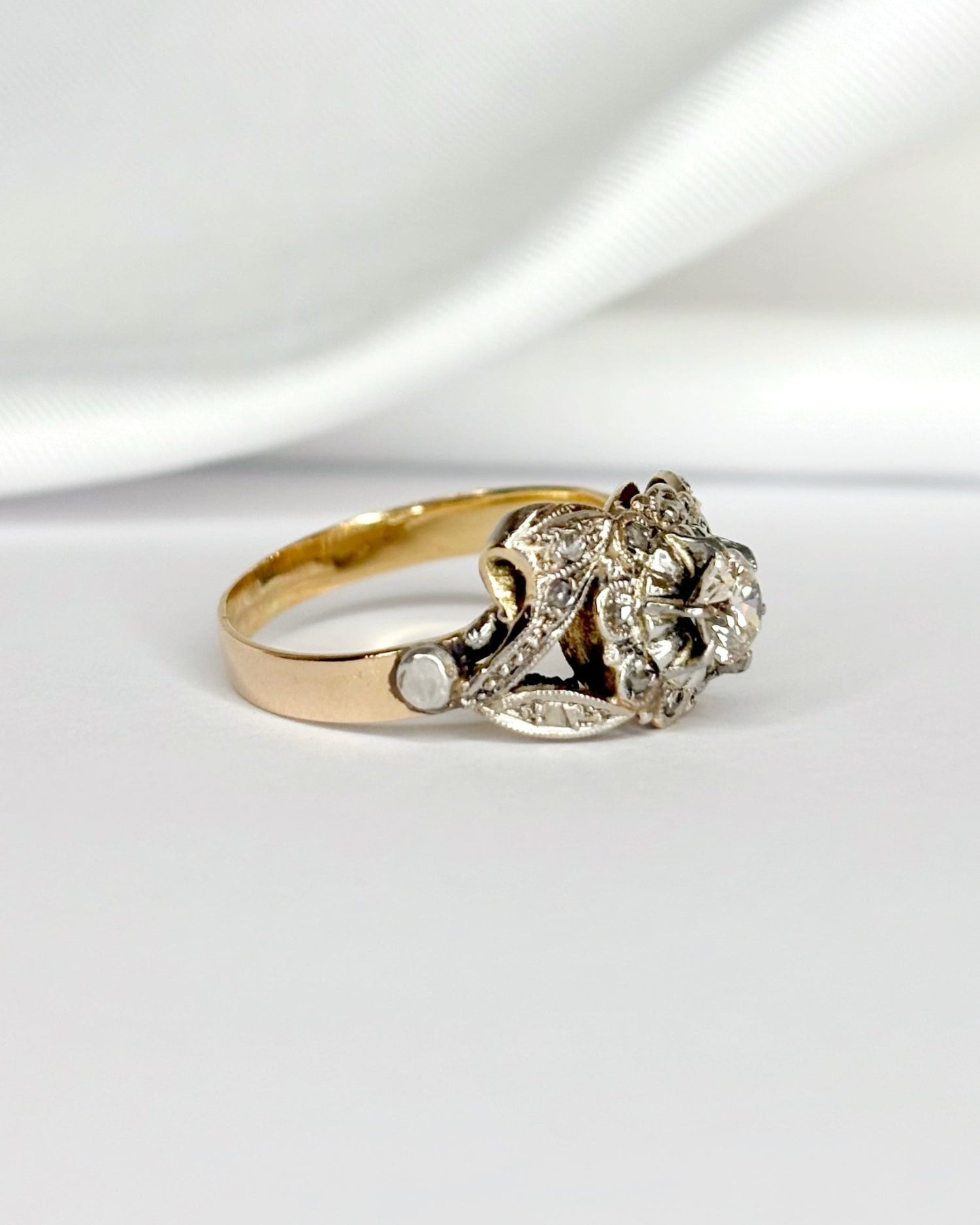 Bague Art Déco Diamants 0.37 carat "Apolline" - Elliade Paris