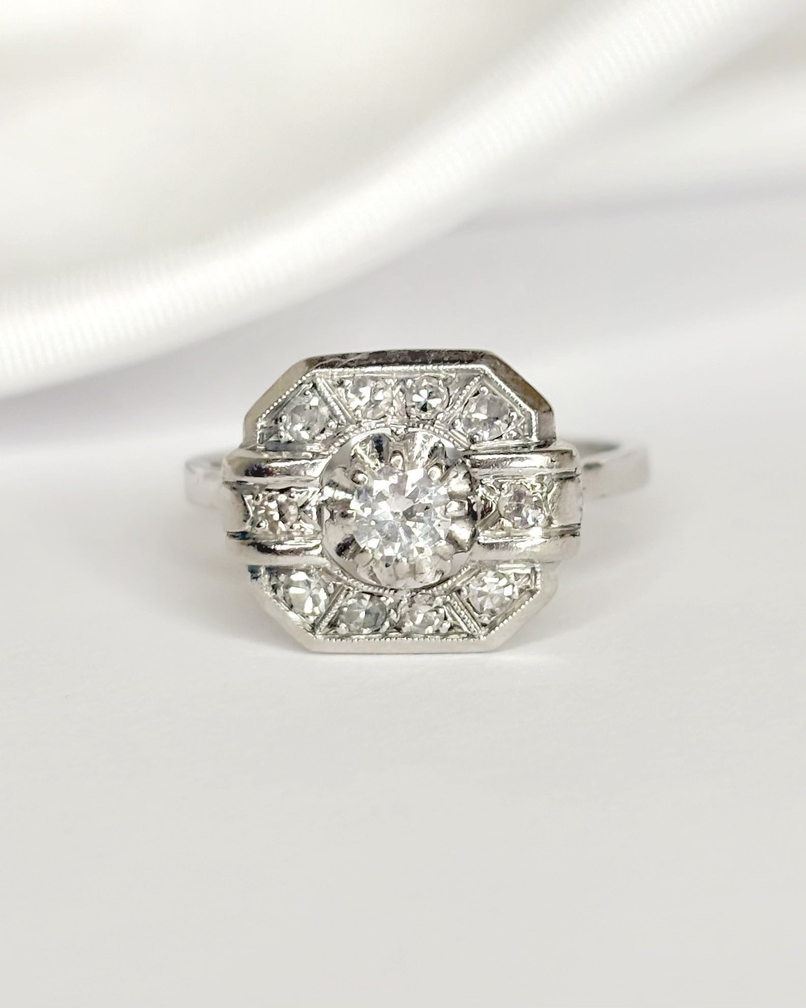 Bague Art-Déco Diamants 0.40 carat "Ariella" - Elliade Paris