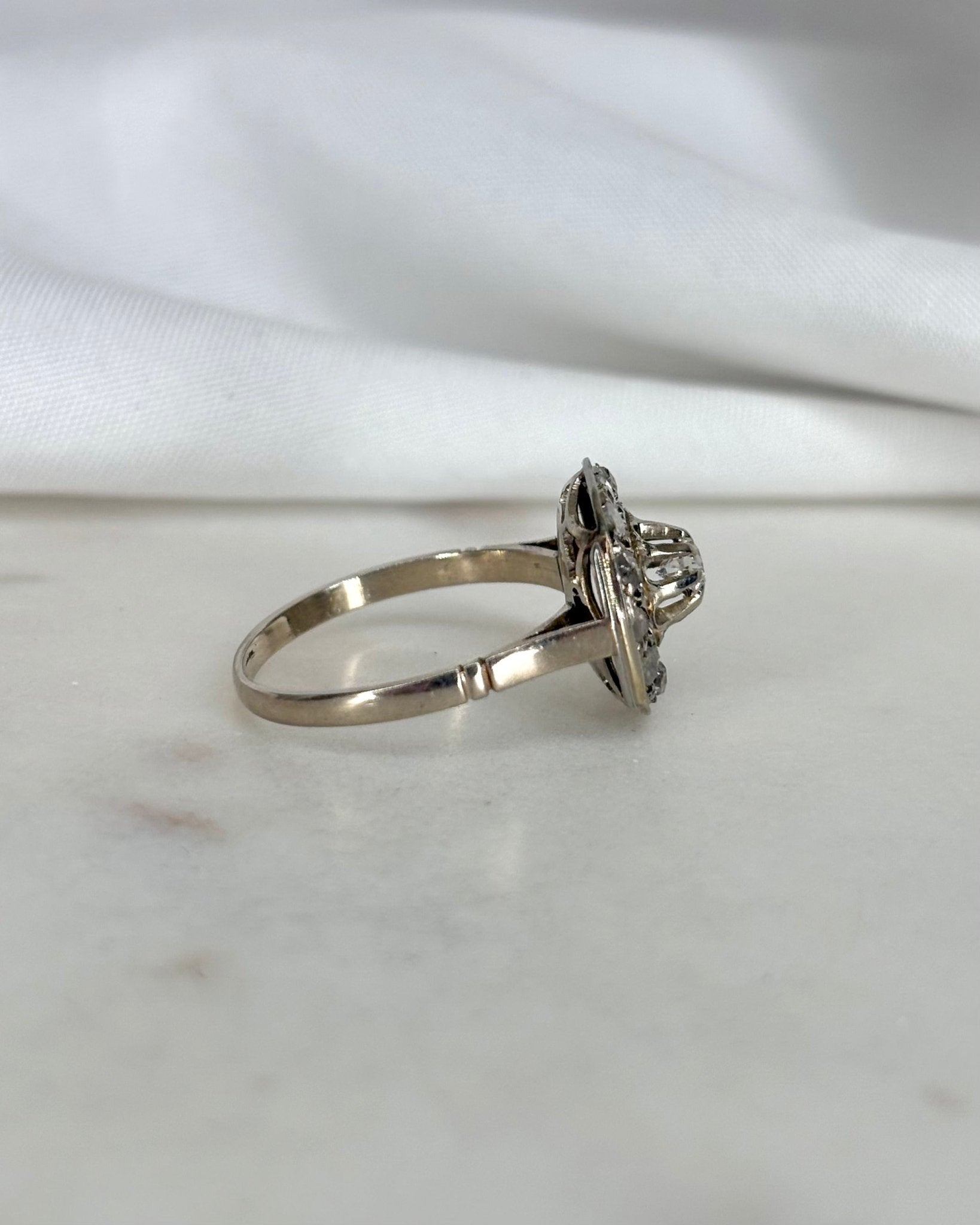 Bague Art Déco Diamants 0.46 carat &quot;Leïla&quot; - Elliade Paris