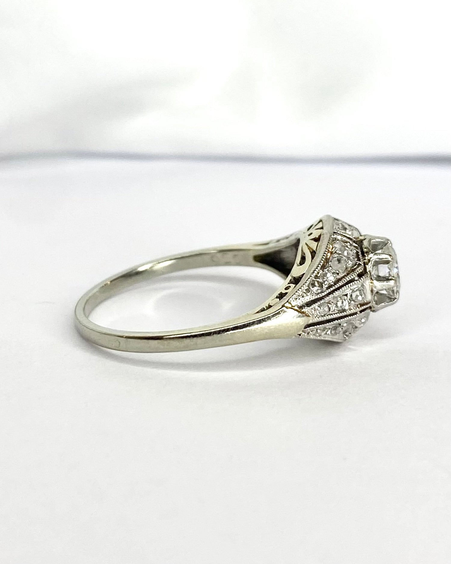 Bague Art - Déco Diamants 0.48 carats "Pamela" - Elliade Paris