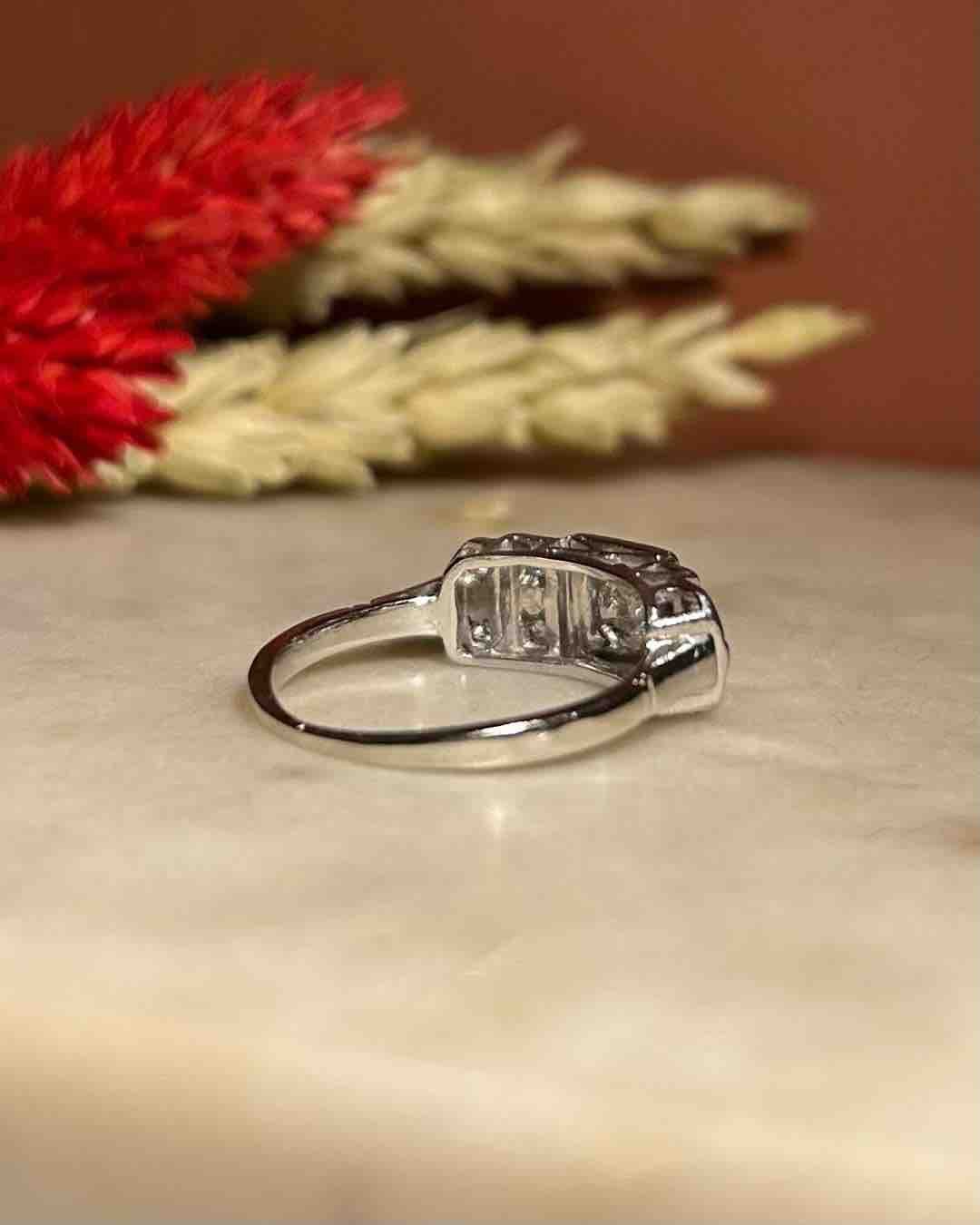 Bague Art - déco Diamants 0.50 carat &quot;Madelyn&quot; - Elliade Paris