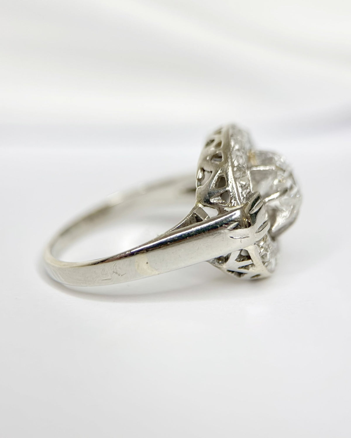 Bague Art-Déco Diamants 0.84 carat 4.74g "Annie" - Elliade Paris