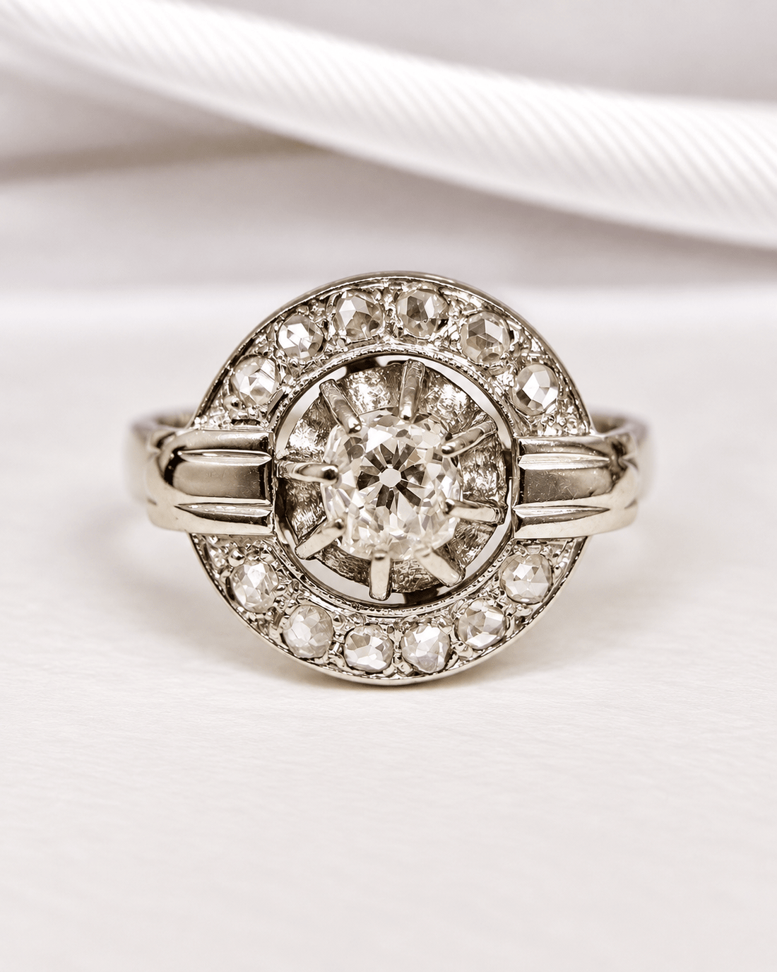Bague Art-Déco Diamants 0.84 carat 4.74g "Annie" - Elliade Paris