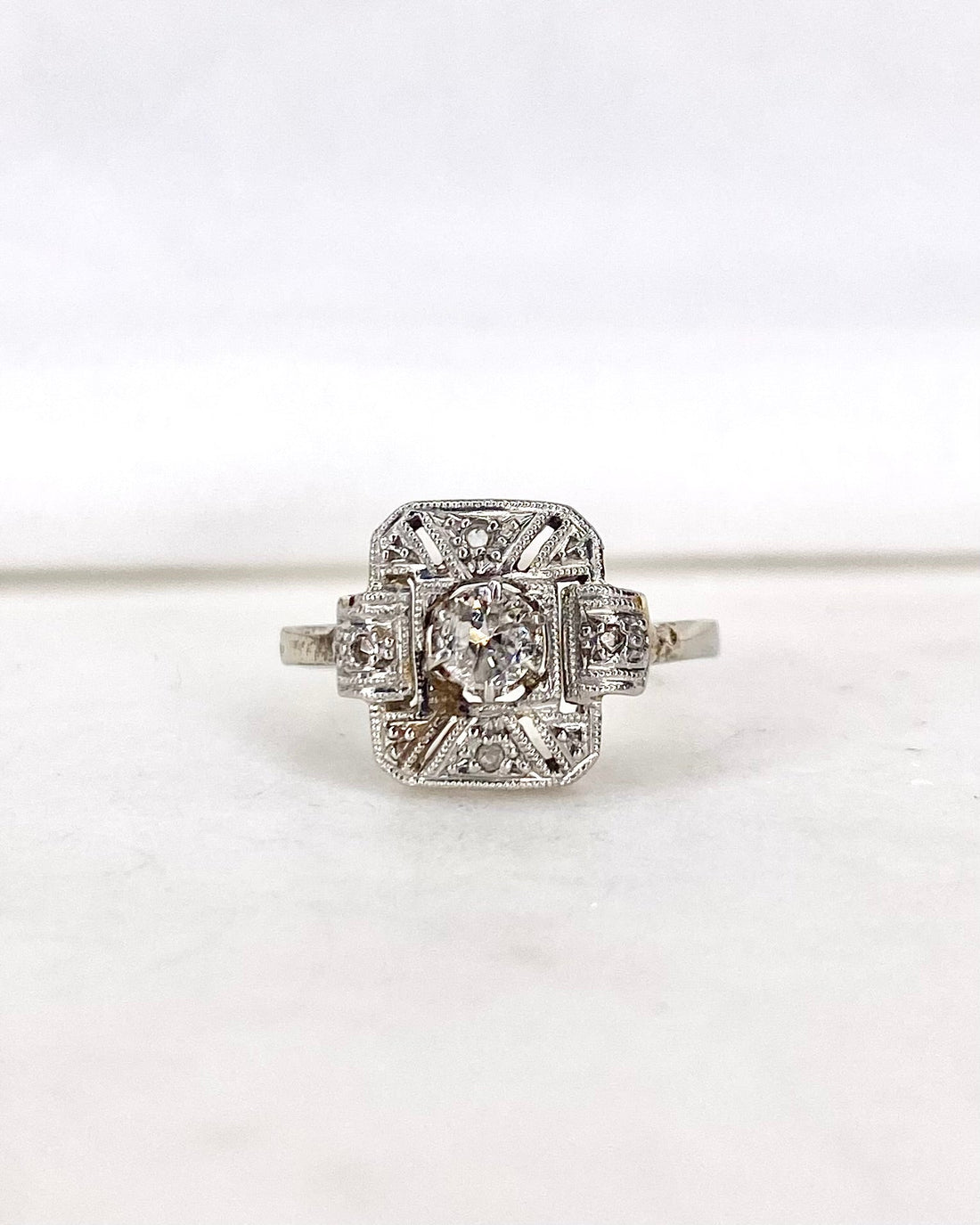 Bague Art Déco Diamants &quot;Aléonore&quot; - Elliade Paris