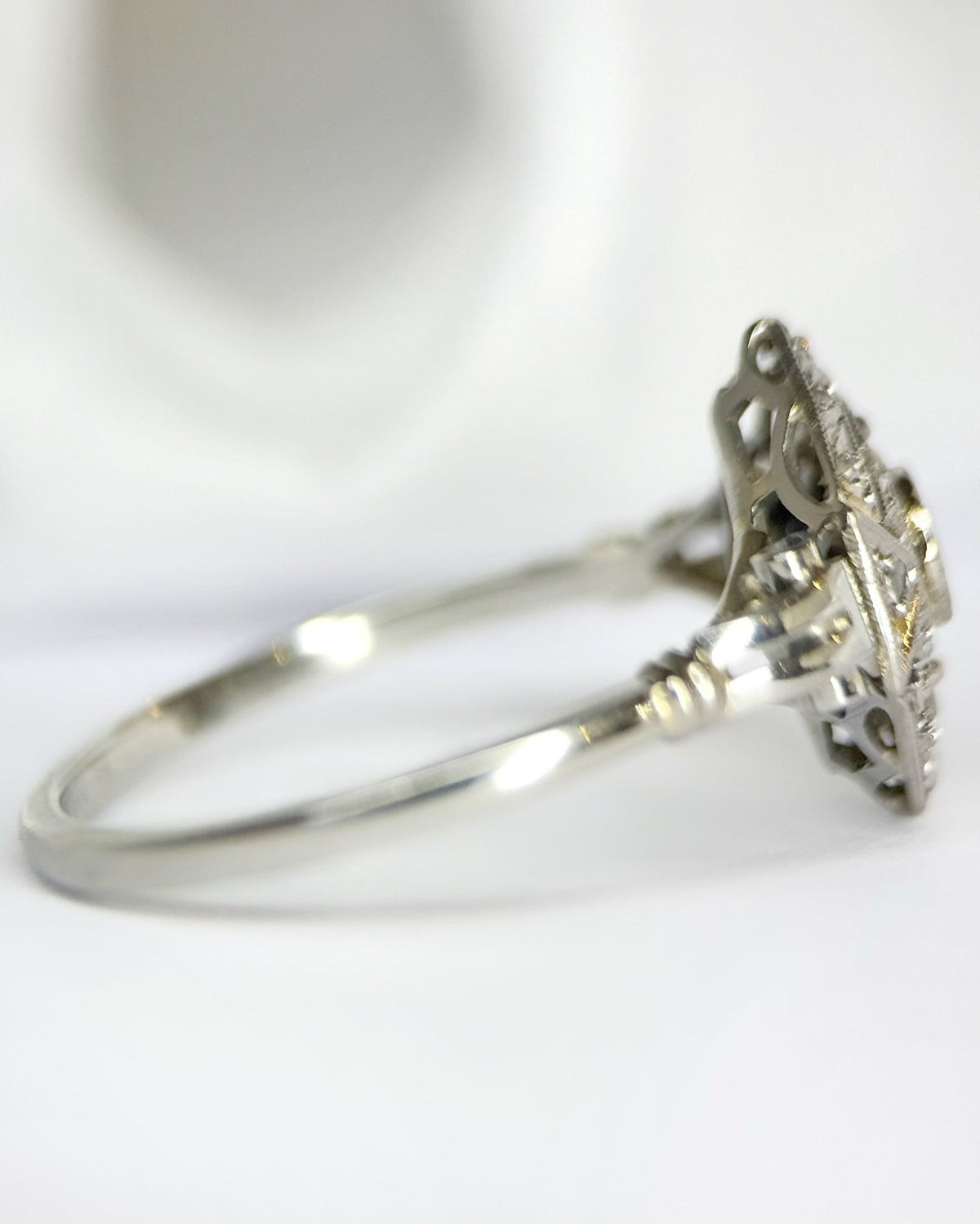 Bague Art-Déco Diamants "Brunelle" - Elliade Paris