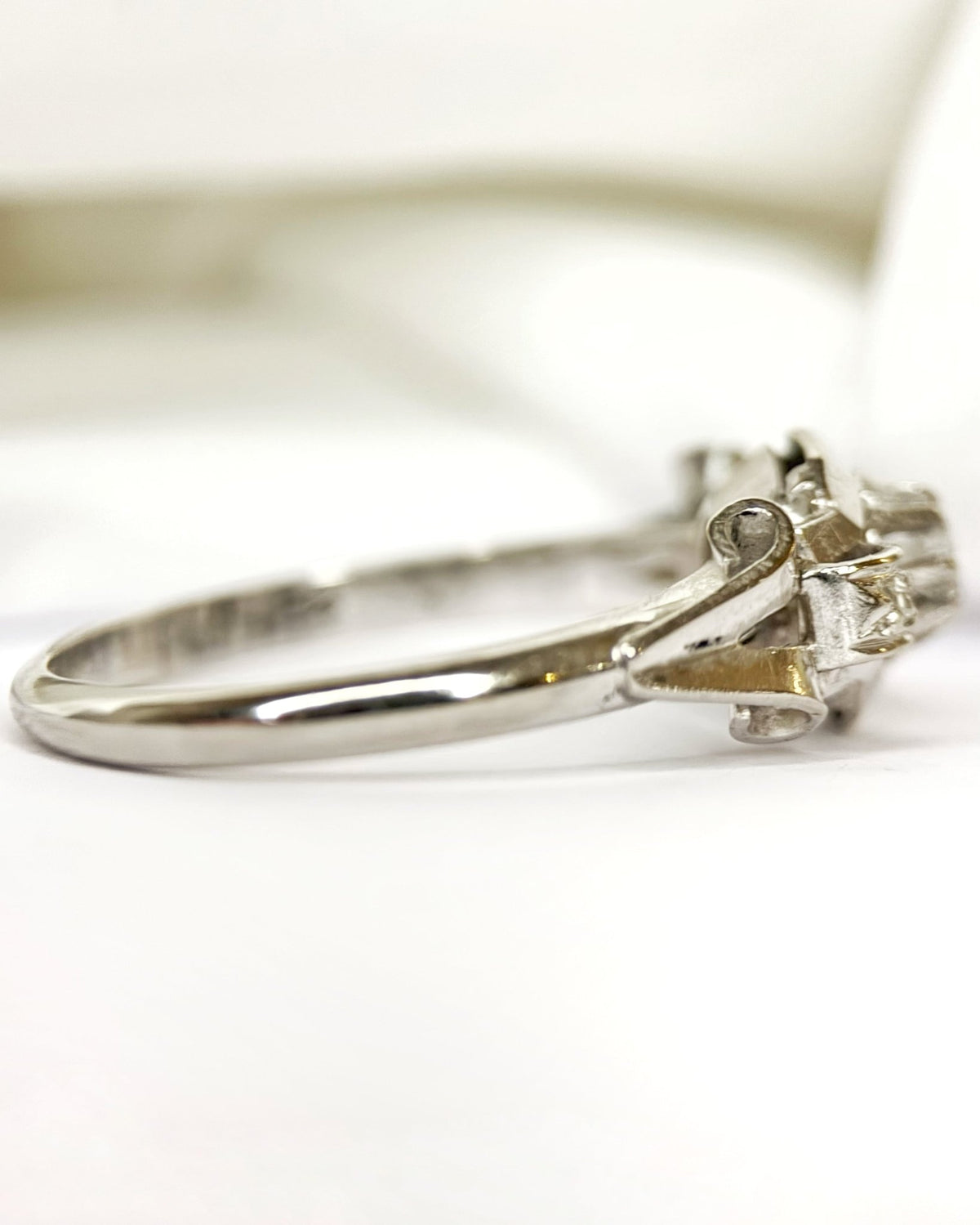 Bague Art-Déco Diamants "Coraline" - Elliade Paris