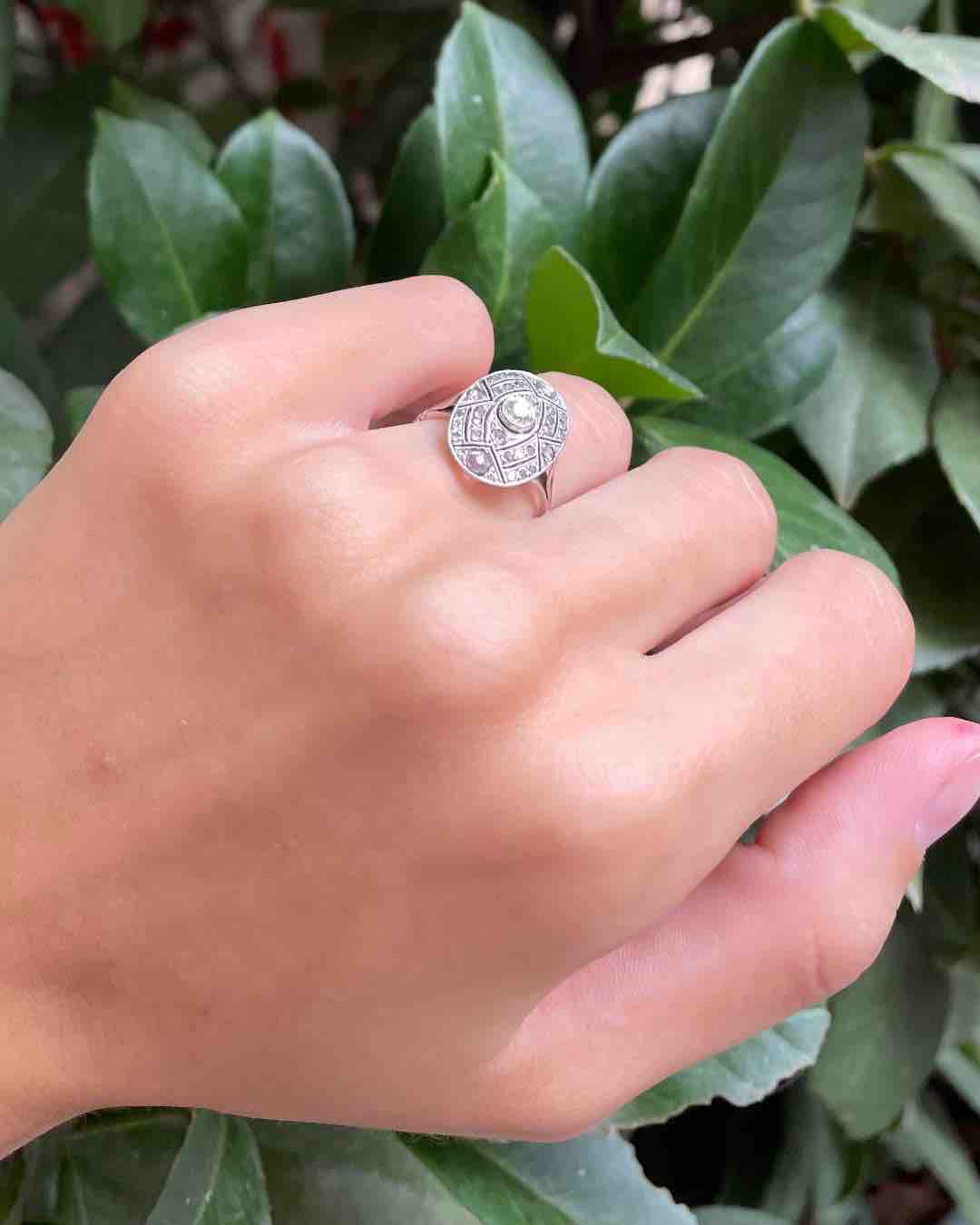 Anillo Art Déco 31 Diamantes "Nakiya"