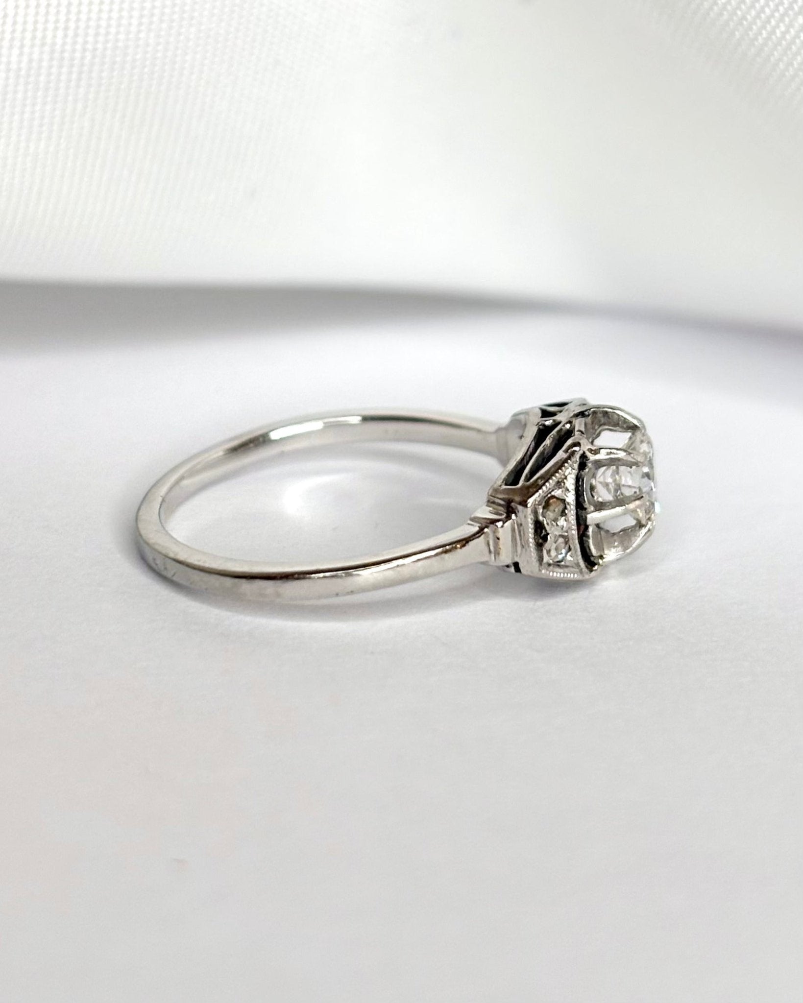 Bague Art Déco Diamants "Esmeralda" - Elliade Paris