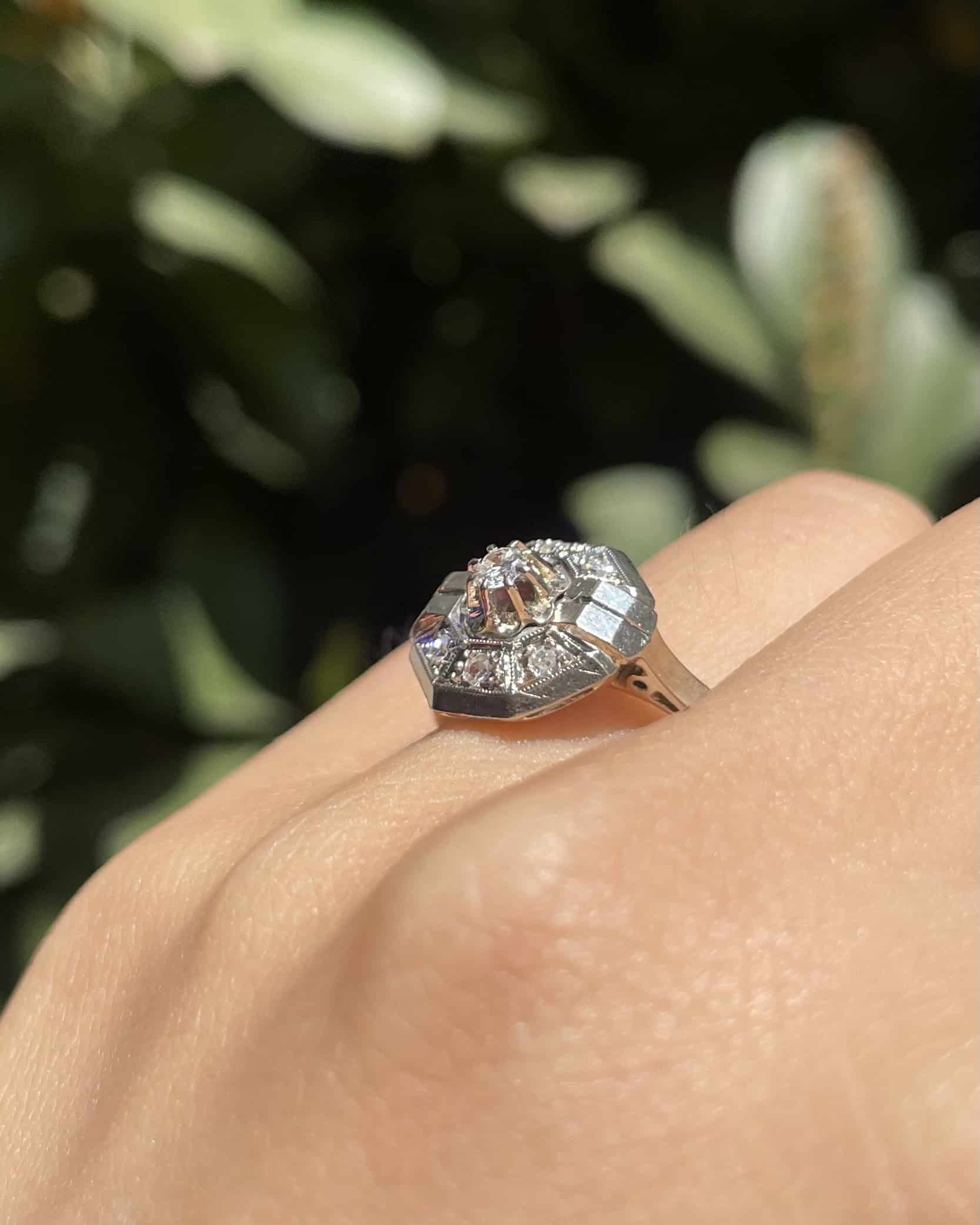 Anillo de diamantes Art Déco "Amaya"