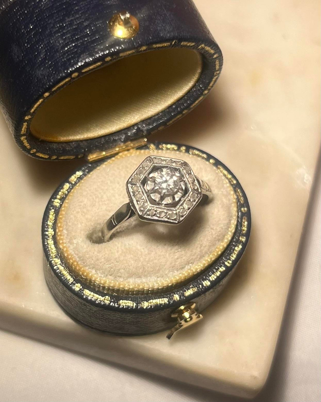 Bague Art-déco Diamants &quot;Carmen&quot;