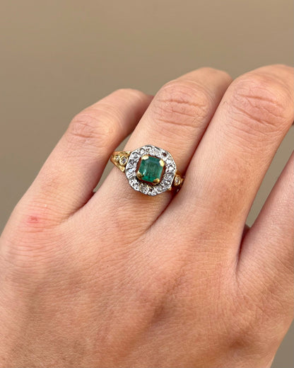 Bague Art Déco Émeraude 0.75 carat &amp; 20 Diamants &quot;Aneia&quot; - Elliade Paris