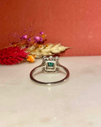Bague Art - Déco Émeraude &amp; Diamants 0.56 carat &quot;Vanya&quot; - Elliade Paris