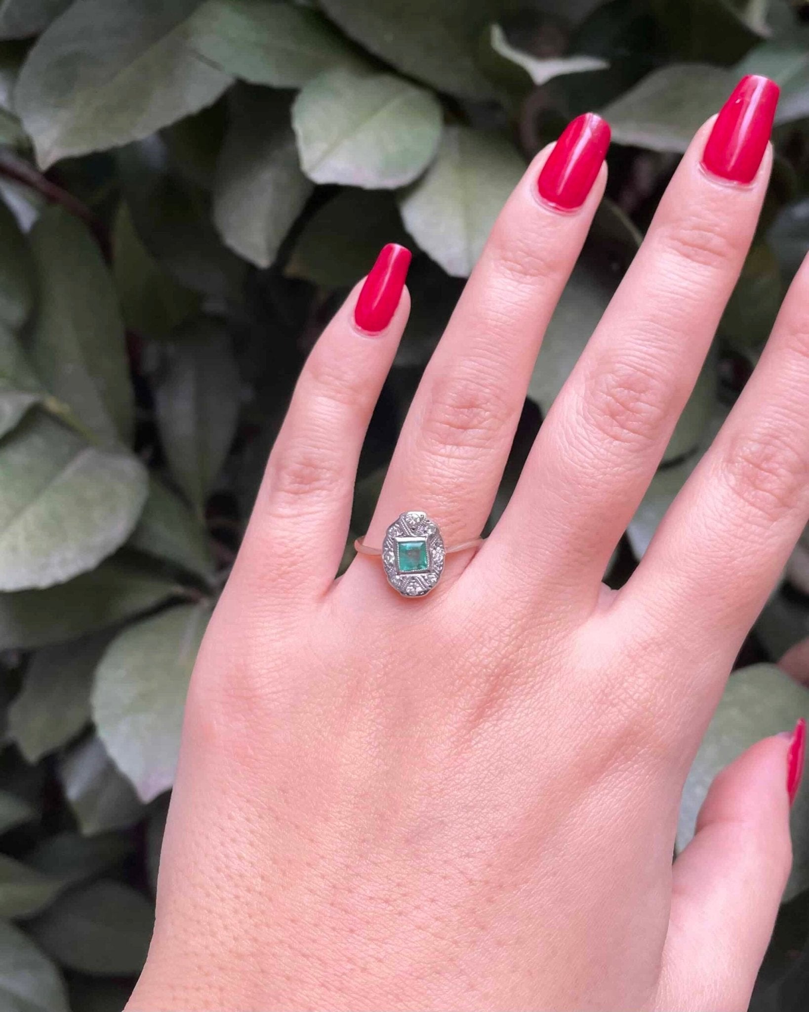 Bague Art - Déco Emeraude &amp; Diamants "Priscilla" - Elliade Paris