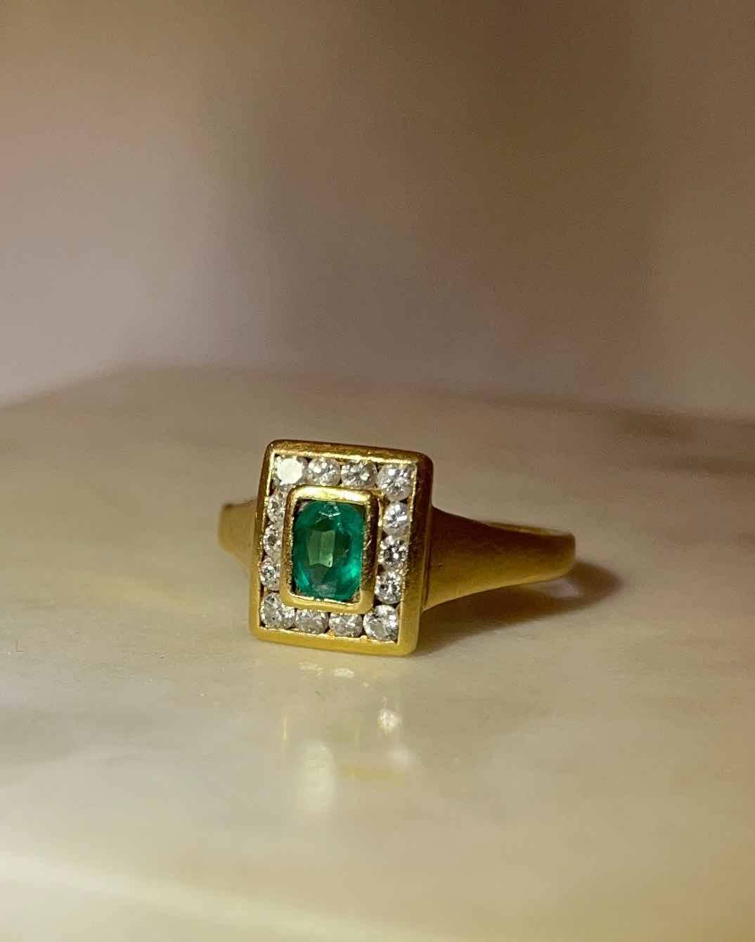 Bague style Art-Déco émeraude &amp; diamants &quot;Loriana&quot;