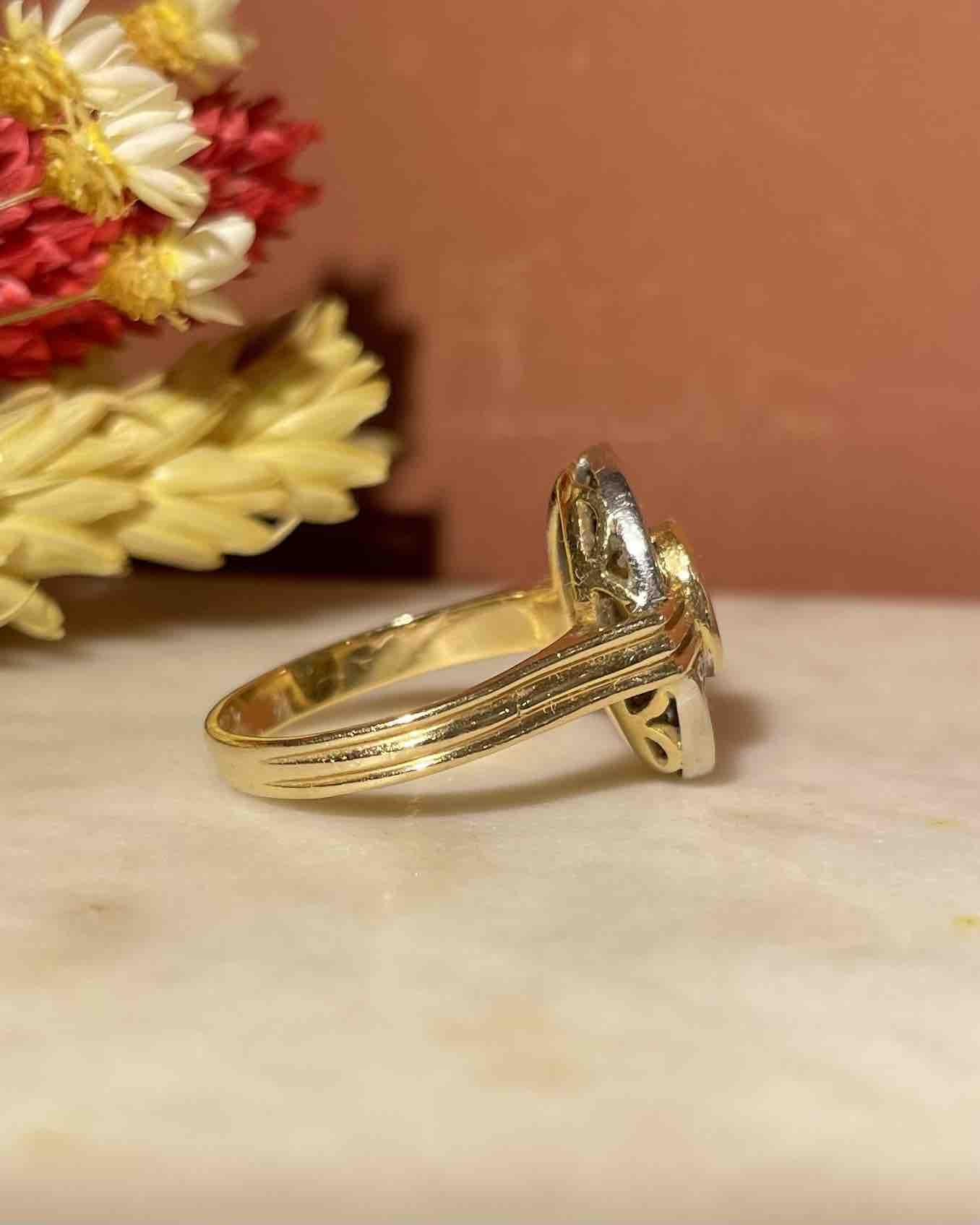 Bague style Art-déco Emeraude et 22 Diamants "Orlane"