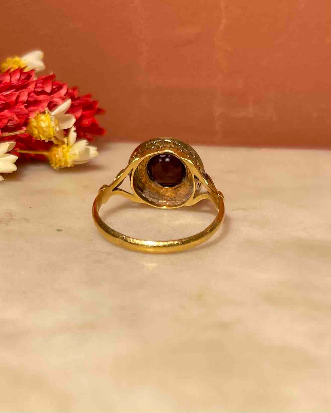 Bague Style Art-Déco Grenat &quot;Zellie&quot;