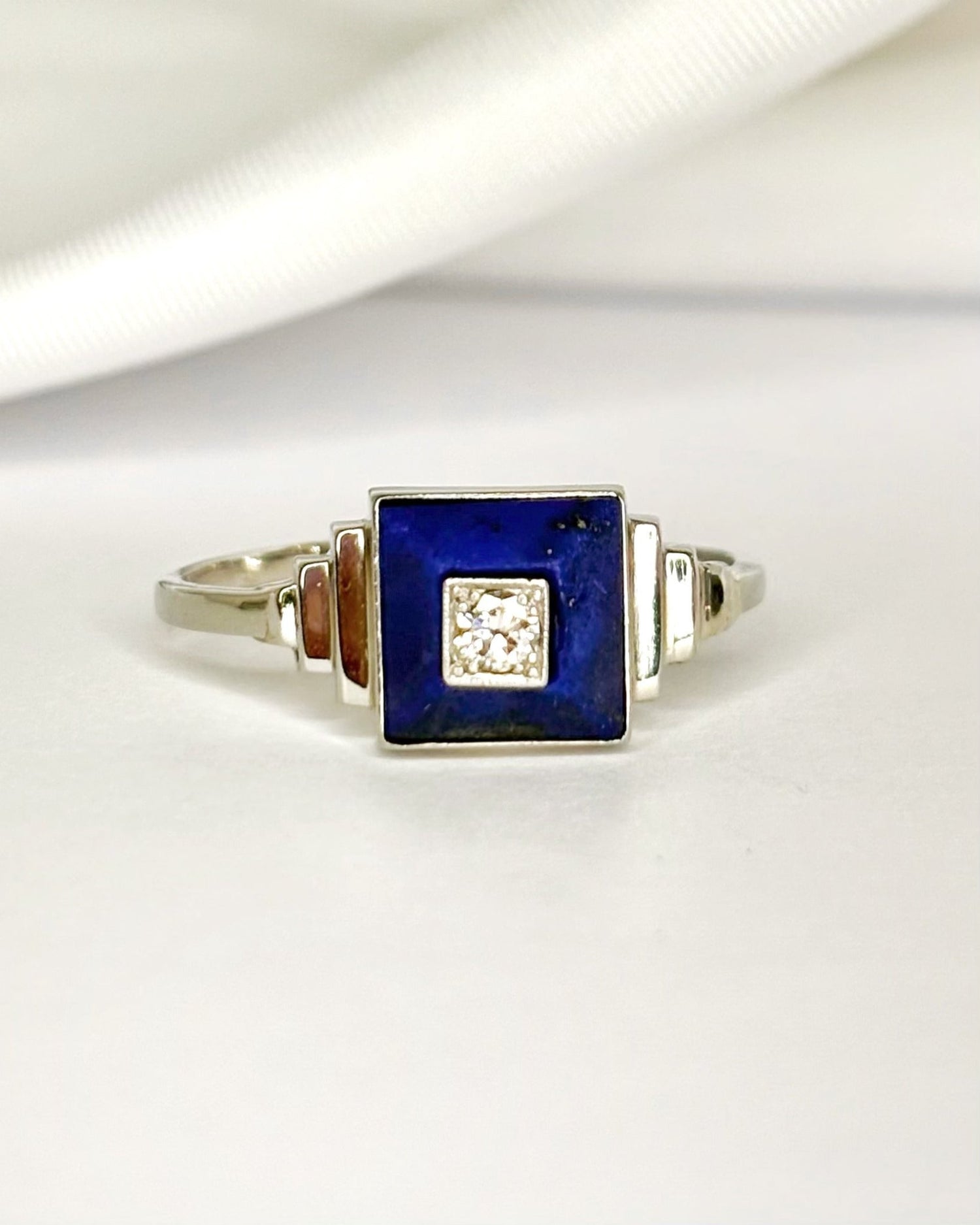 Bague Art-Déco Lapis-Lazuli &amp; Diamant "Lalie" - Elliade Paris
