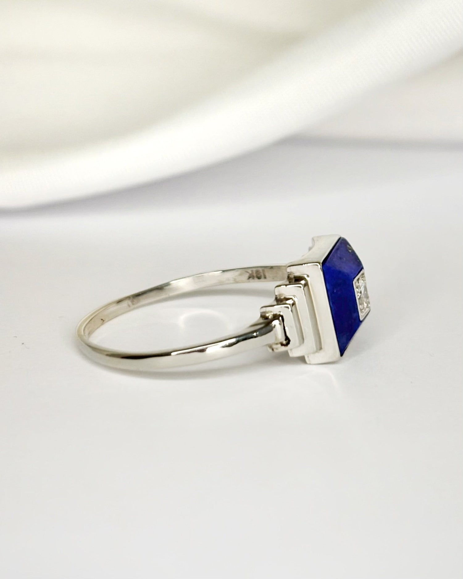Bague Art-Déco Lapis-Lazuli &amp; Diamant "Lalie" - Elliade Paris