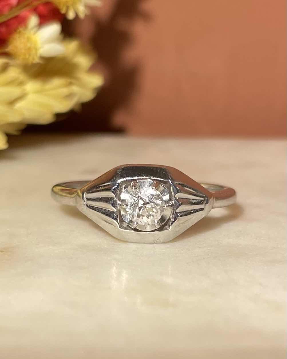 Bague Art-déco diamant 0.25 carat &quot;Iriane&quot;
