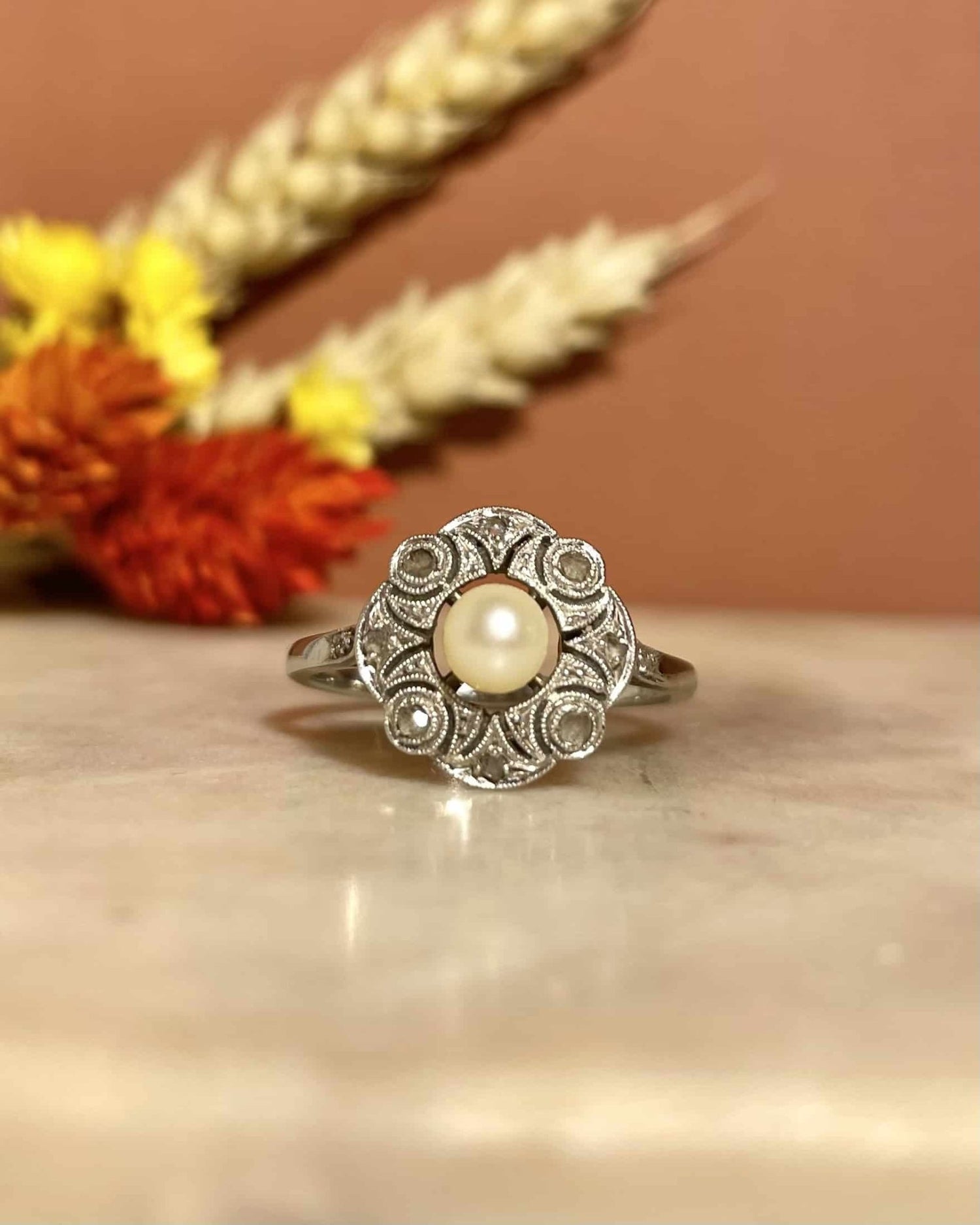 Bague Art - Déco Perle &amp; 12 Diamants &quot;Malakai &quot; - Elliade Paris