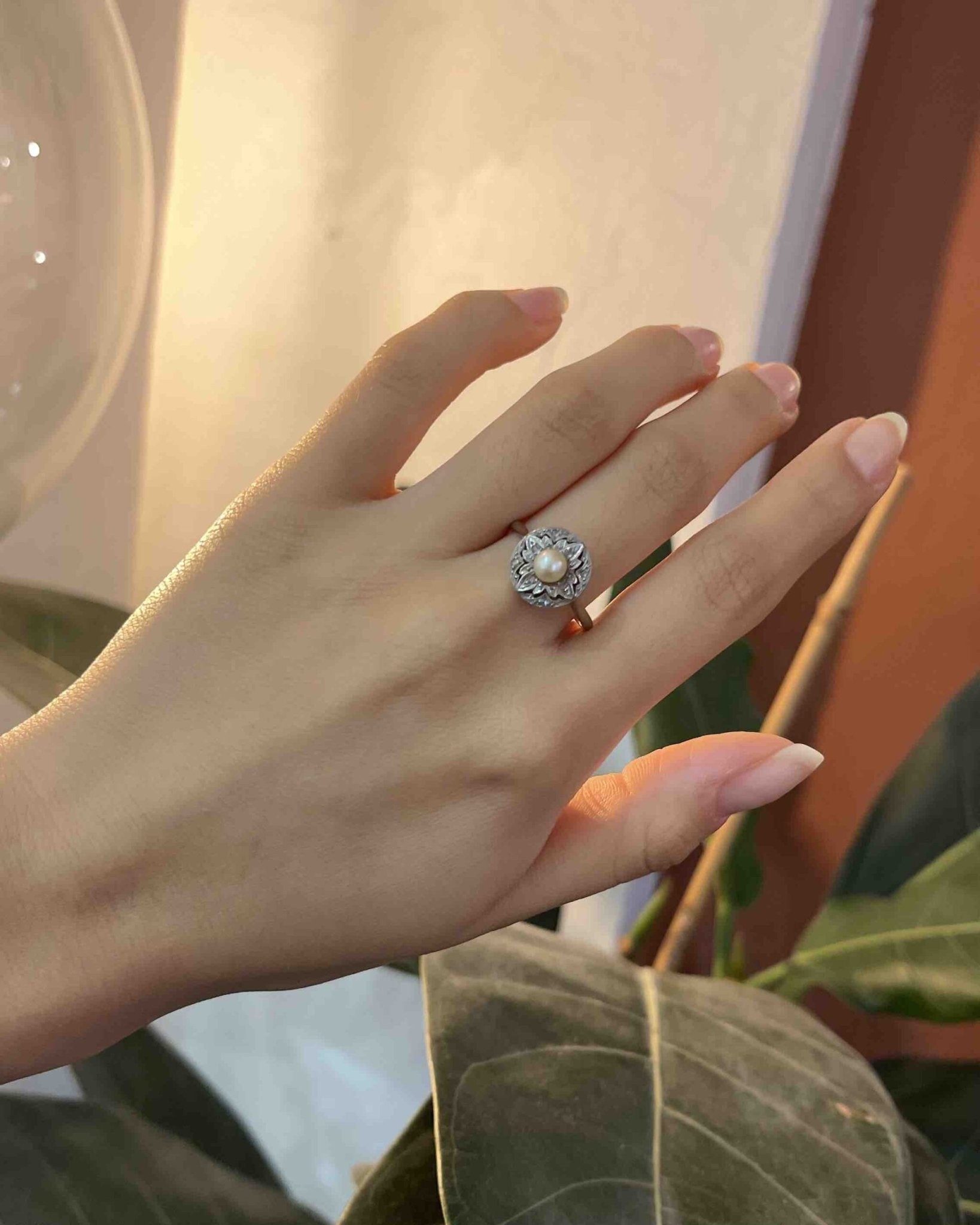 Bague Art - Déco Perle &amp; 8 Diamant &quot;Lyss&quot; - Elliade Paris