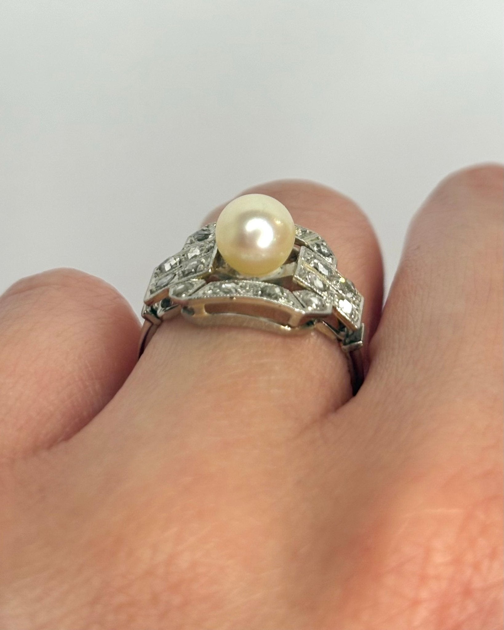 Bague Art Déco Perle &amp; Diamants "Hestia" - Elliade Paris