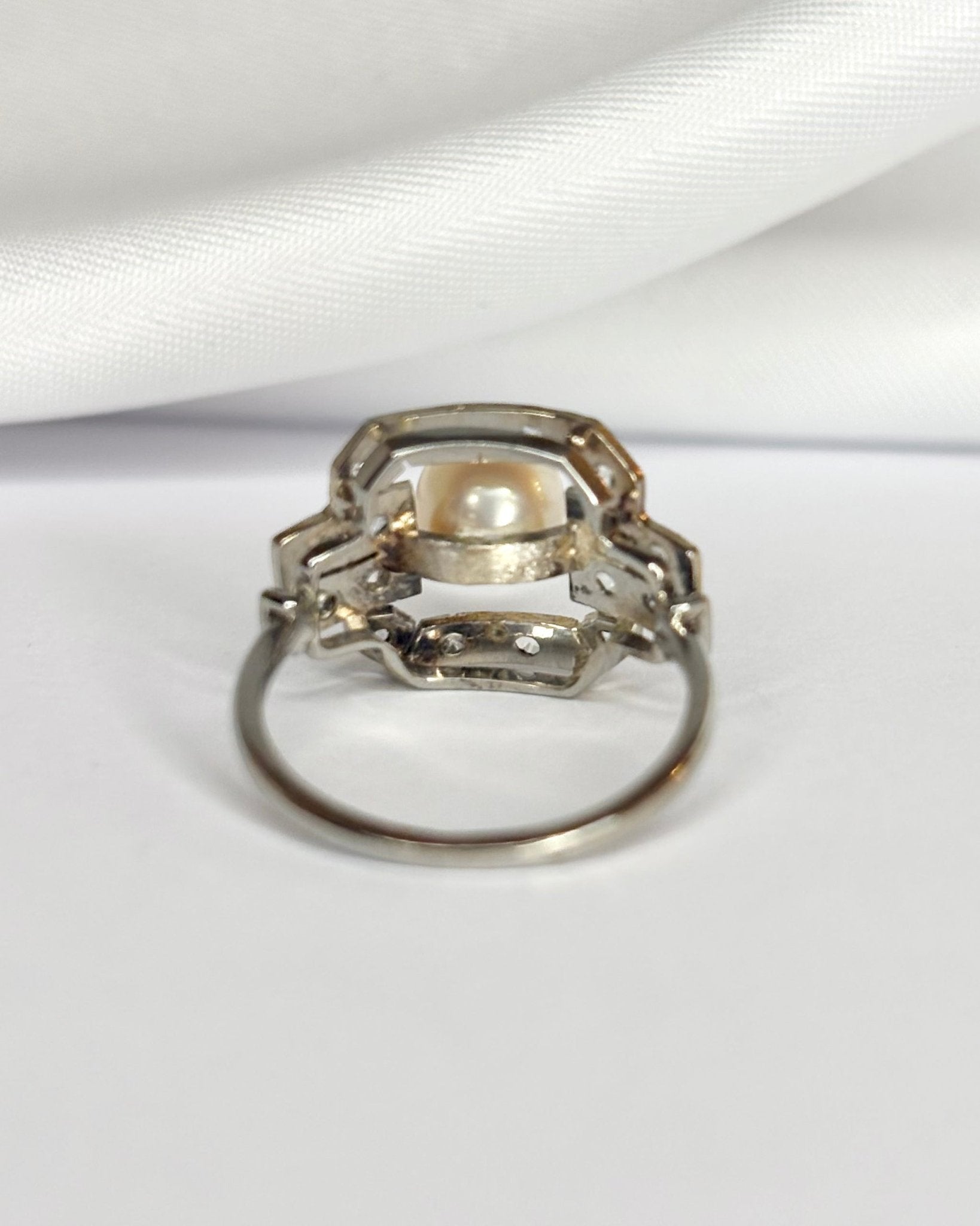 Bague Art Déco Perle &amp; Diamants "Hestia" - Elliade Paris
