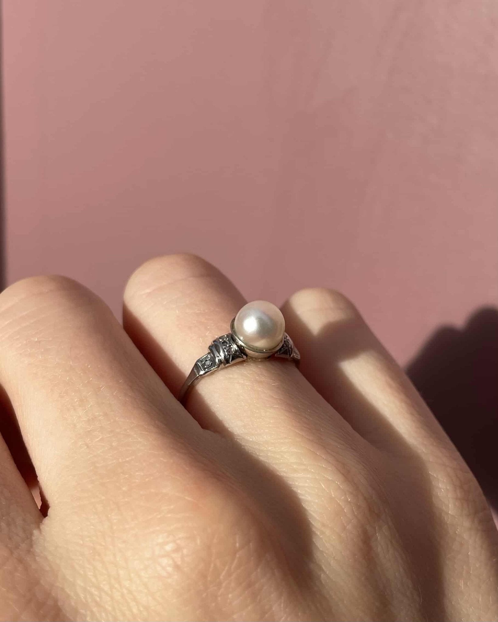 Bague Art - Déco Perle &amp; Diamants &quot;Paola&quot; - Elliade Paris