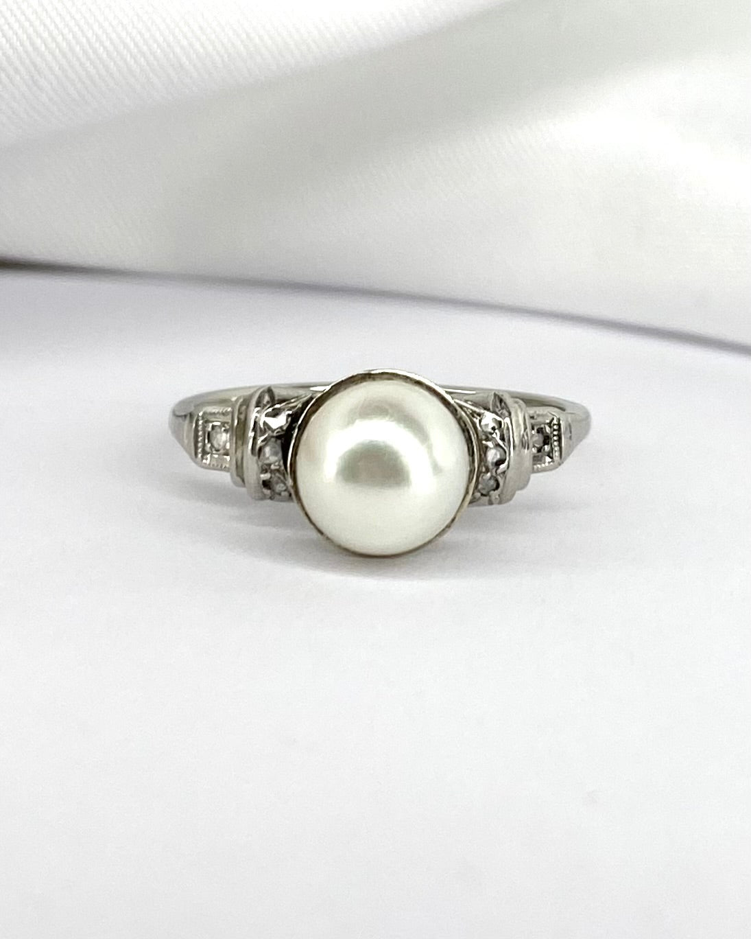 Bague Art - Déco Perle &amp; Diamants &quot;Paola&quot; - Elliade Paris