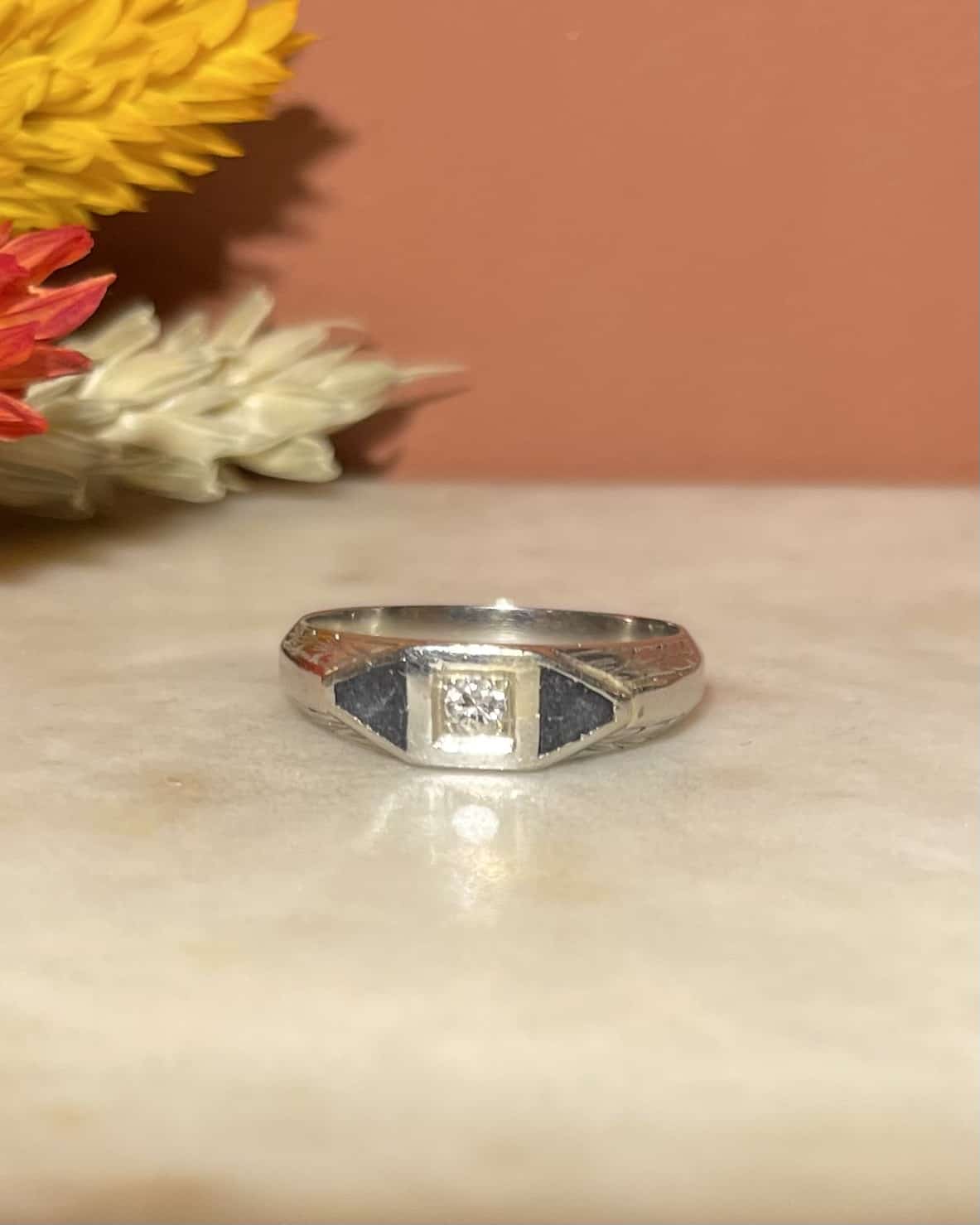 Bague Art déco Résine noire et Diamant "Alaric" - Elliade Paris