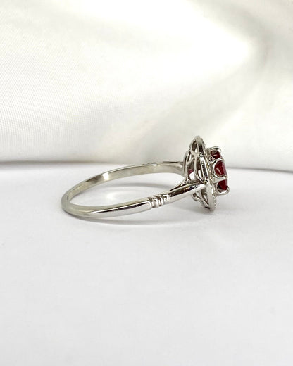 Bague Art Déco Rubis 0.70 carat &amp; 14 Diamants &quot;Romane&quot; - Elliade Paris