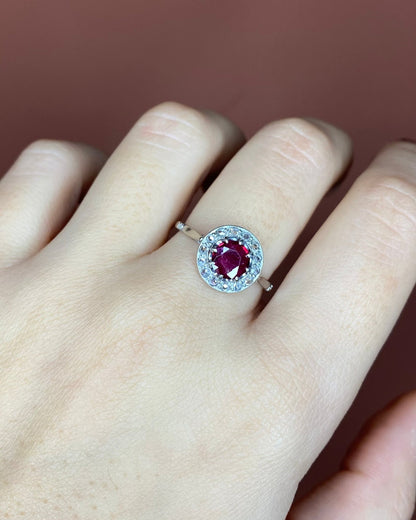 Bague Art Déco Rubis 0.70 carat &amp; 14 Diamants &quot;Romane&quot; - Elliade Paris