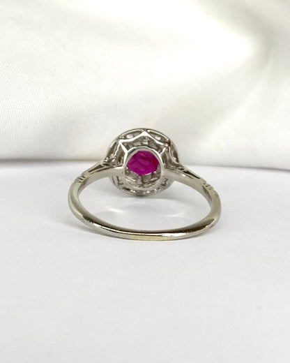 Bague Art Déco Rubis 0.70 carat &amp; 14 Diamants &quot;Romane&quot; - Elliade Paris