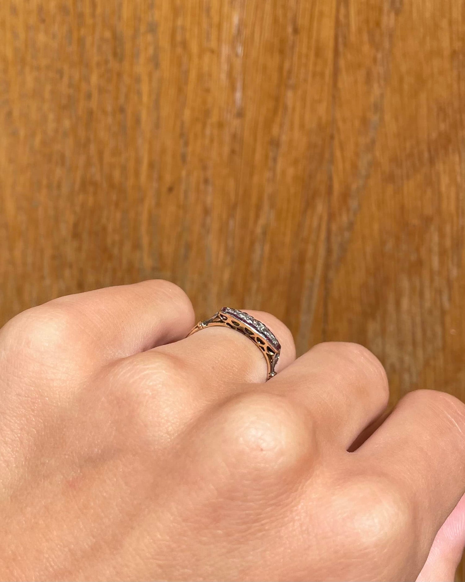 Bague Art-Déco 22 Rubis &amp; Diamants &quot;Aspen&quot;