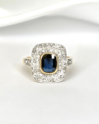 Bague Art - Déco Saphir 1.10 carat &amp; Diamants 0.30 carat "Prune" - Elliade Paris