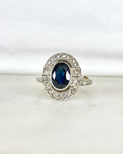 Bague Art Déco Saphir 1.80 carat &amp; Diamants &quot;Amandine&quot; - Elliade Paris