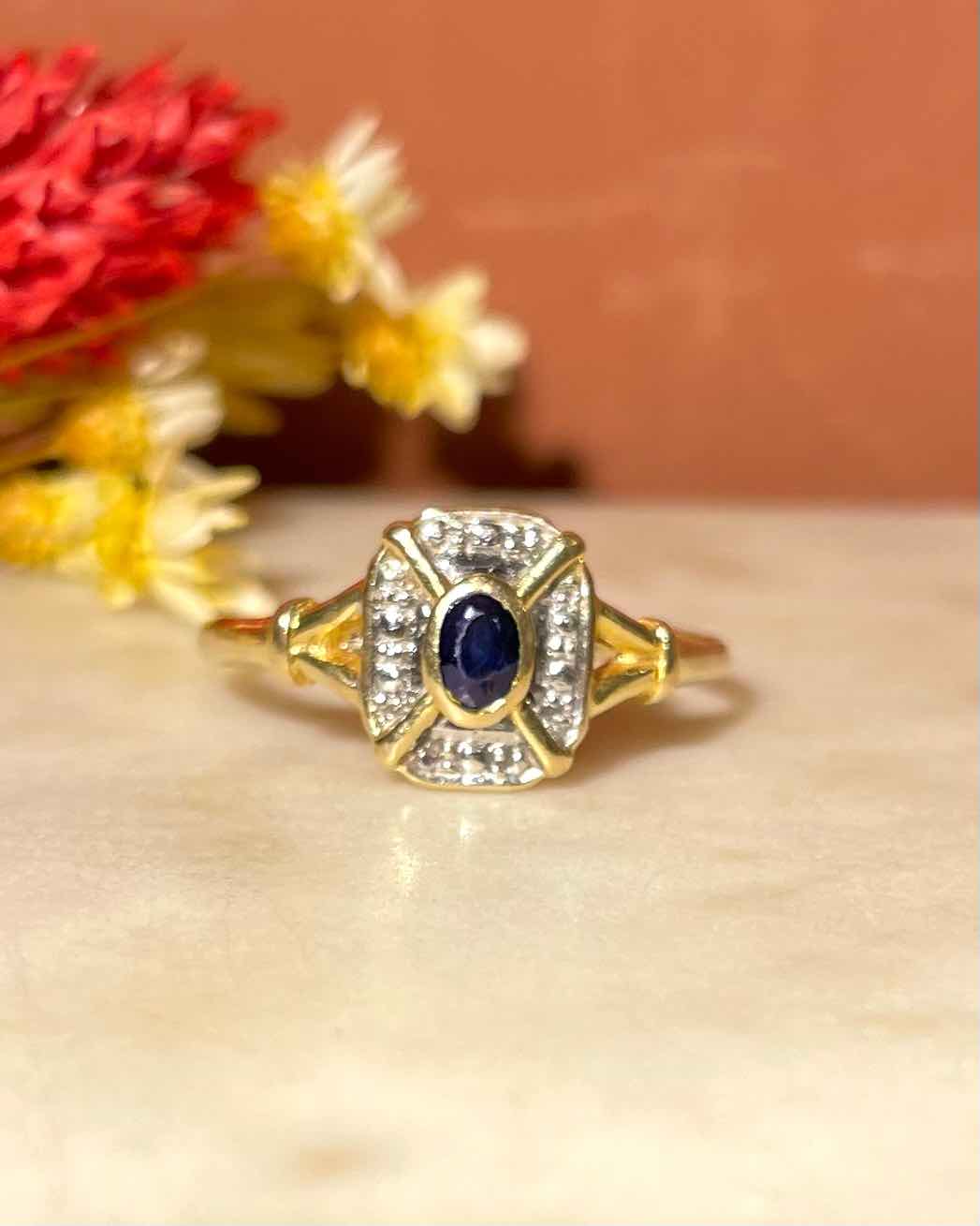 Bague style Art-Déco Saphir "Kia"