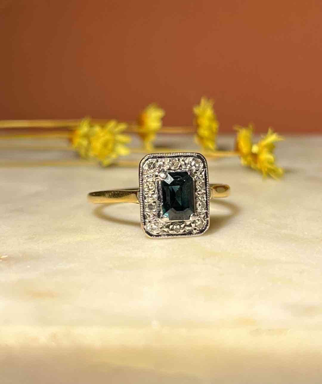 Bague Art - Déco Saphir &amp; Diamants "Aurora" - Elliade Paris