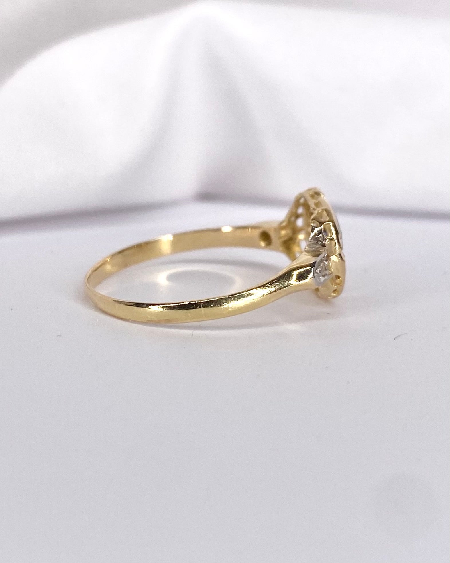 Bague Art Déco Saphir &amp; Diamants "Zora" - Elliade Paris