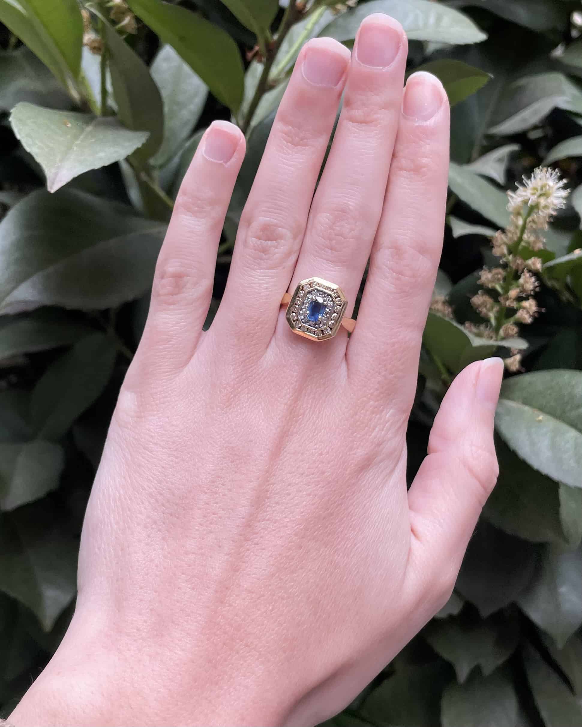 Bague Style Art-Déco Saphir &amp; 30 Diamants "Amity"