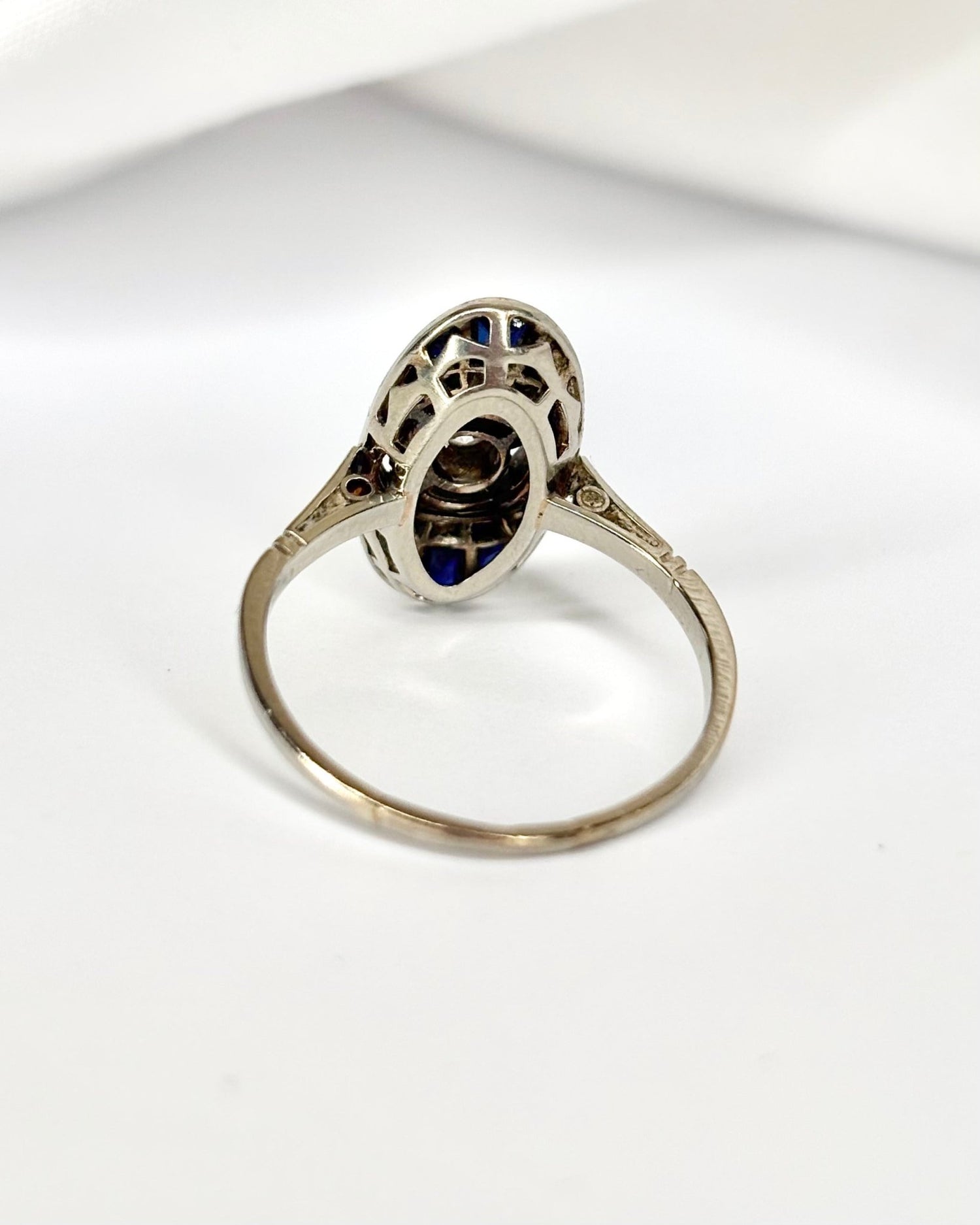 Bague Art Déco Saphirs &amp; Diamants "Catherine" - Elliade Paris